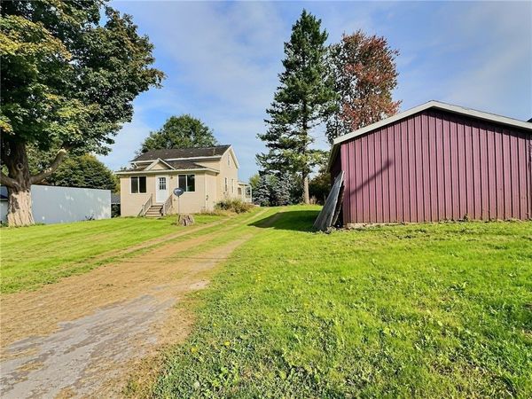2171 Judge Road , Basom, NY 14013