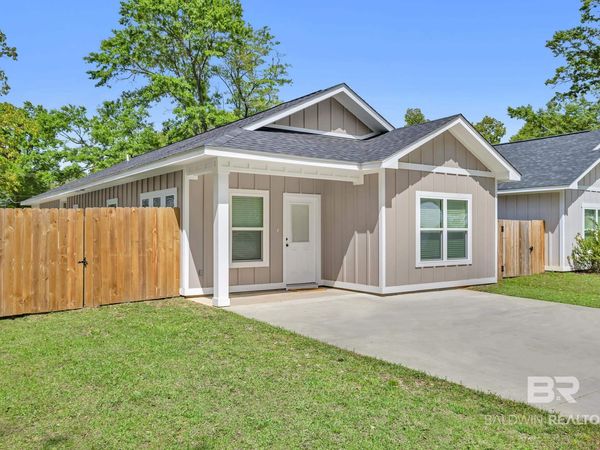 18135 Hoiles Street, Robertsdale, AL 36567