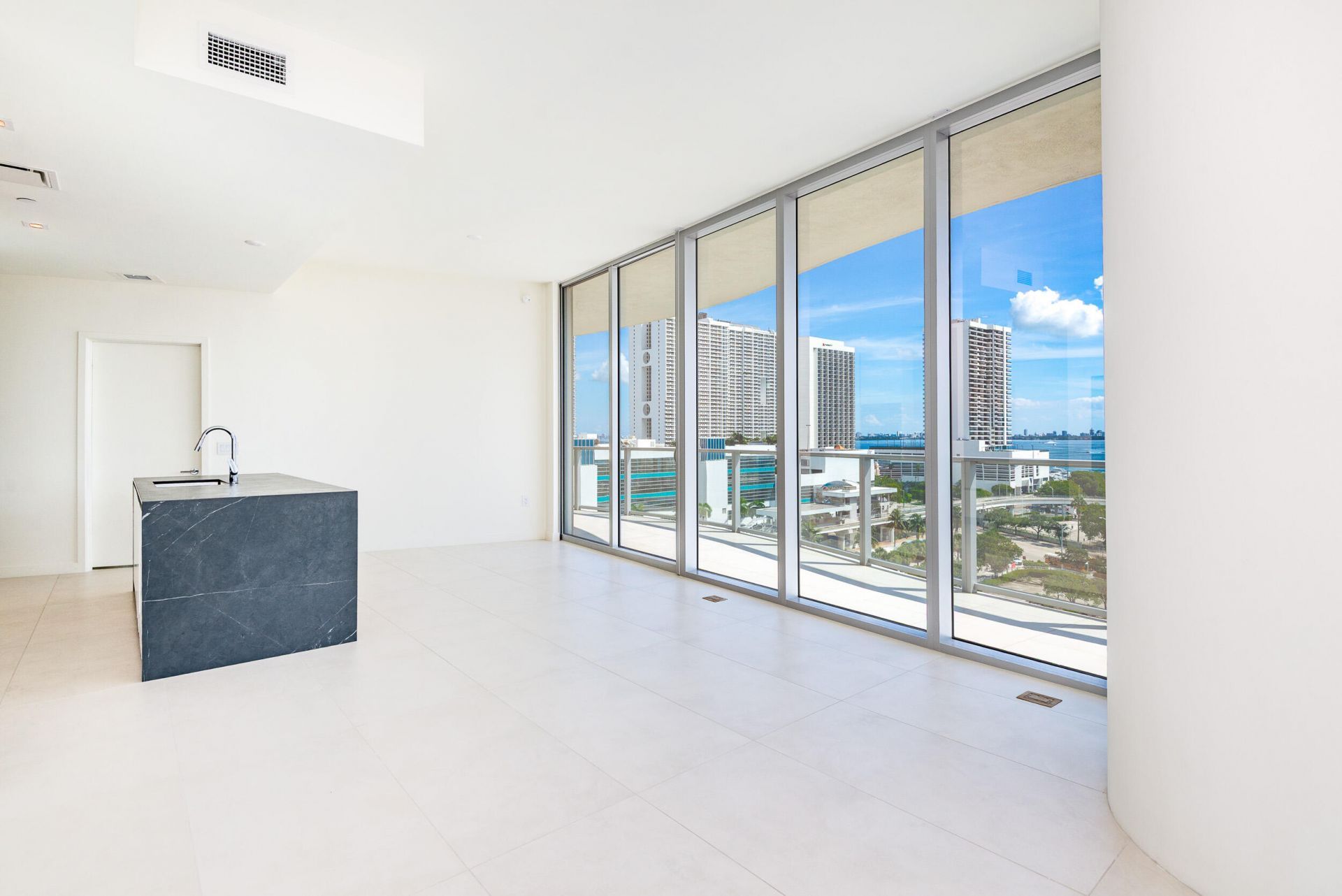 1400 Biscayne Boulevard, Unit 901, Miami, FL 33132 Photo