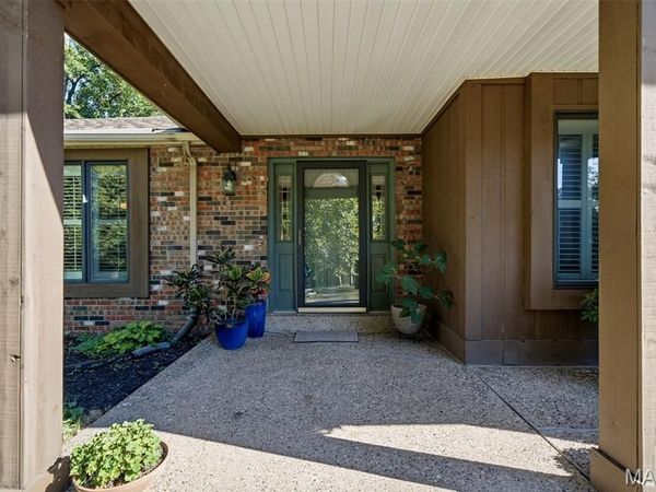 1743 Lynkirk Lane, Kirkwood, MO 63122