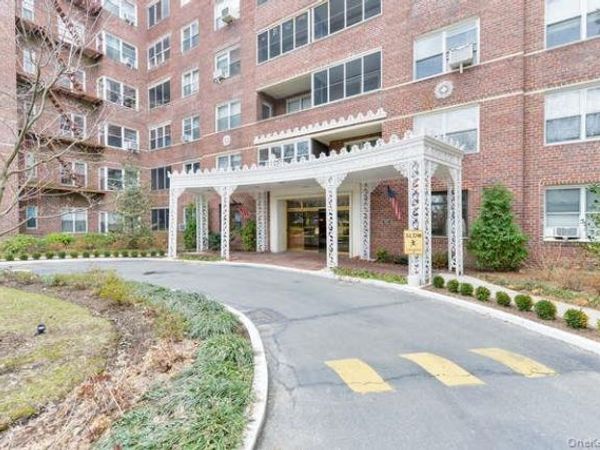 67-38 108th Street , Unit B52, Forest Hills, NY 11375