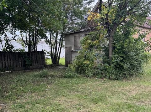 Main Photo