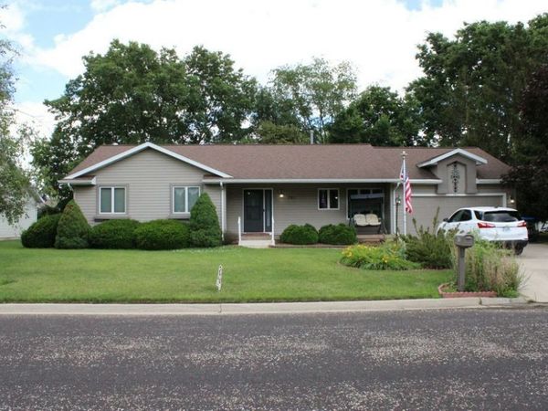 701 Marsha Lane , Rock Falls, IL 61071