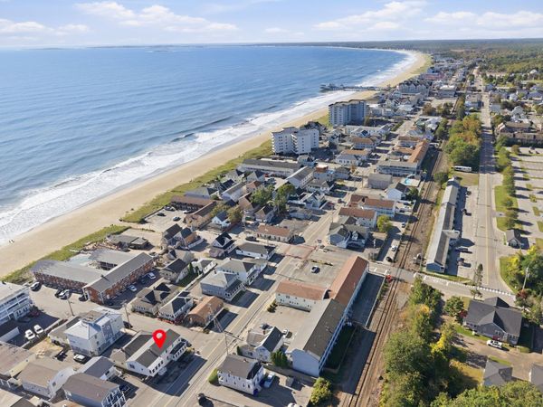 75 E Grand Avenue , Old Orchard Beach, ME 04064