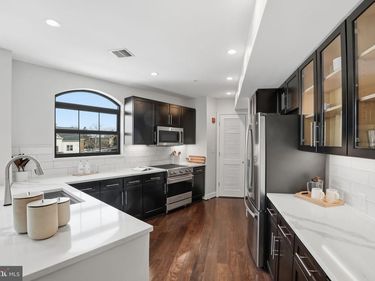 2702 LANGSTON BOULEVARD, Unit 4B, ARLINGTON, VA 22207