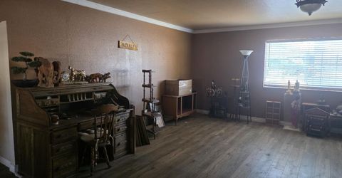 215 E Street, Hawthorne, NV 89415 Photo