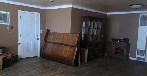 215 E Street, Hawthorne, NV 89415 Photo