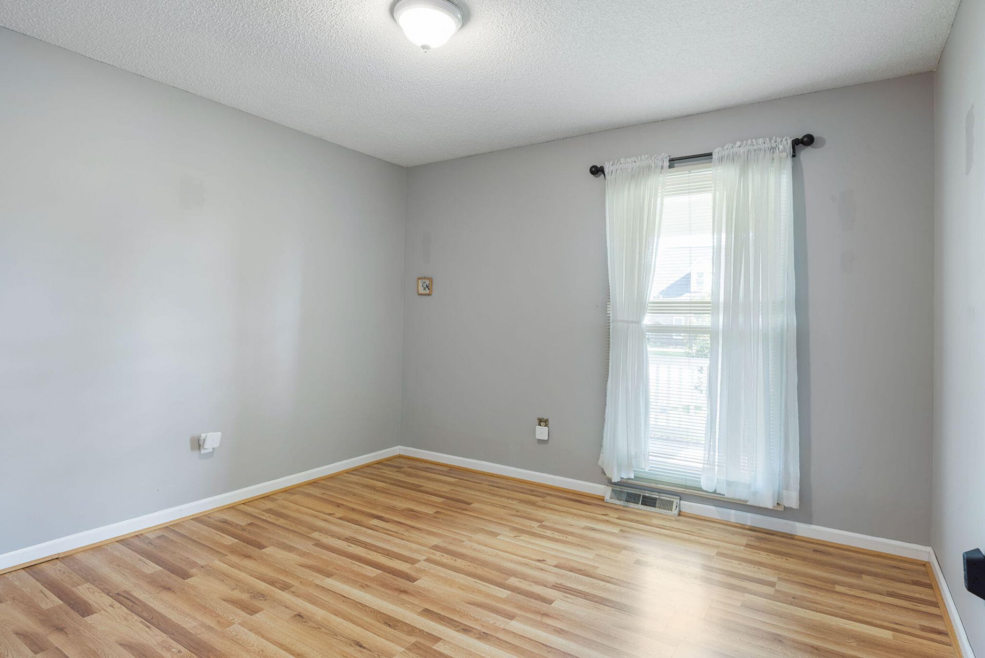 5289 Renee Drive Photo 22