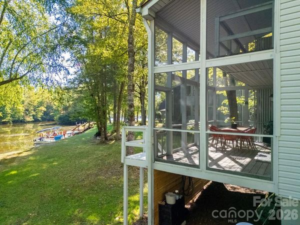33 Lakeside Villas Drive , Brevard, NC 28712