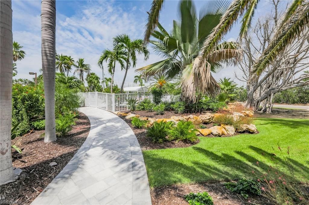 2030 Gulf Beach Villas , Captiva, FL 33924 Photo