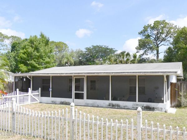 720 Meadow Street , Sanford, FL 32773