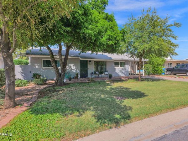 4826 E FAIRMOUNT Avenue, Phoenix, AZ 85018