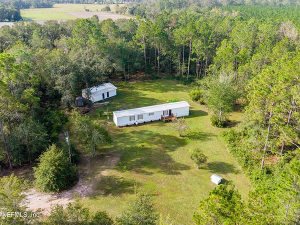17396 S RIDGEWOOD Drive, Glen St. Mary, FL 32040