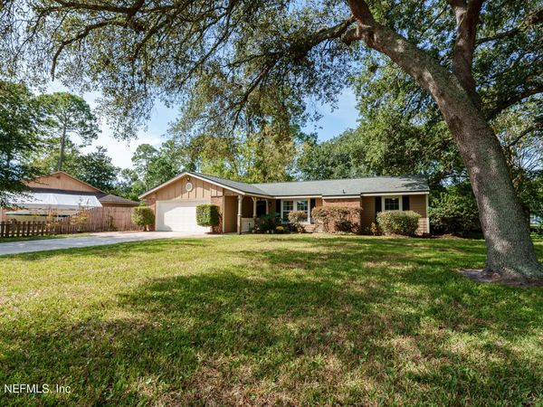 11250 CLOVERHILL Circle W, Jacksonville, FL 32257