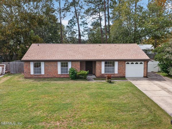 1688 SUSAN Drive, Middleburg, FL 32068