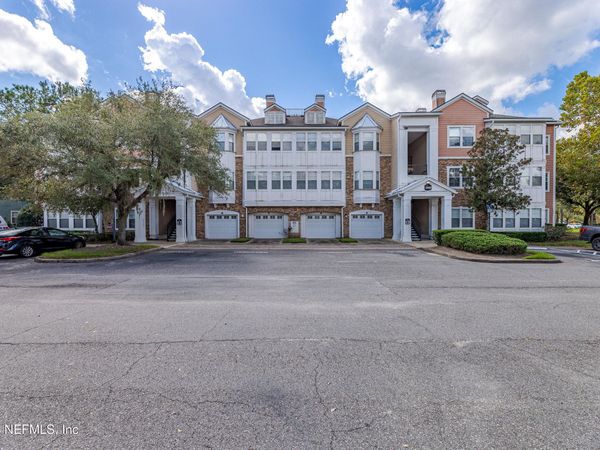 8550 TOUCHTON Road, Unit 221, Jacksonville, FL 32216