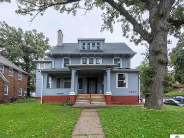 3525 Cuming Street, Omaha, NE 68131