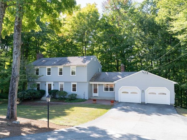 74 Old Farm Rd, Sturbridge, MA 01566