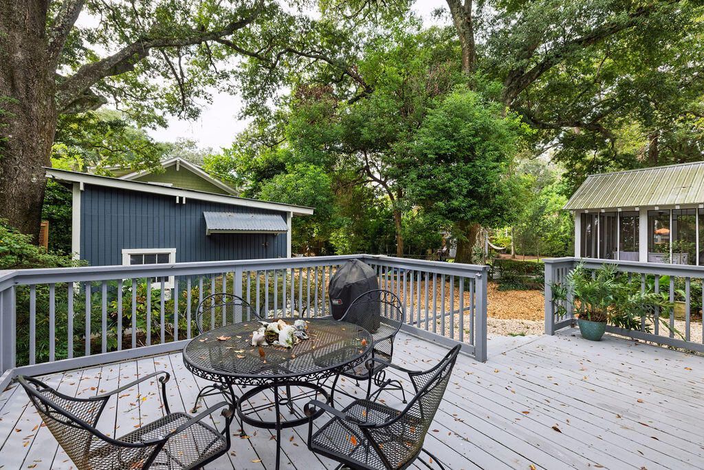 2055 Medway Road Photo 37
