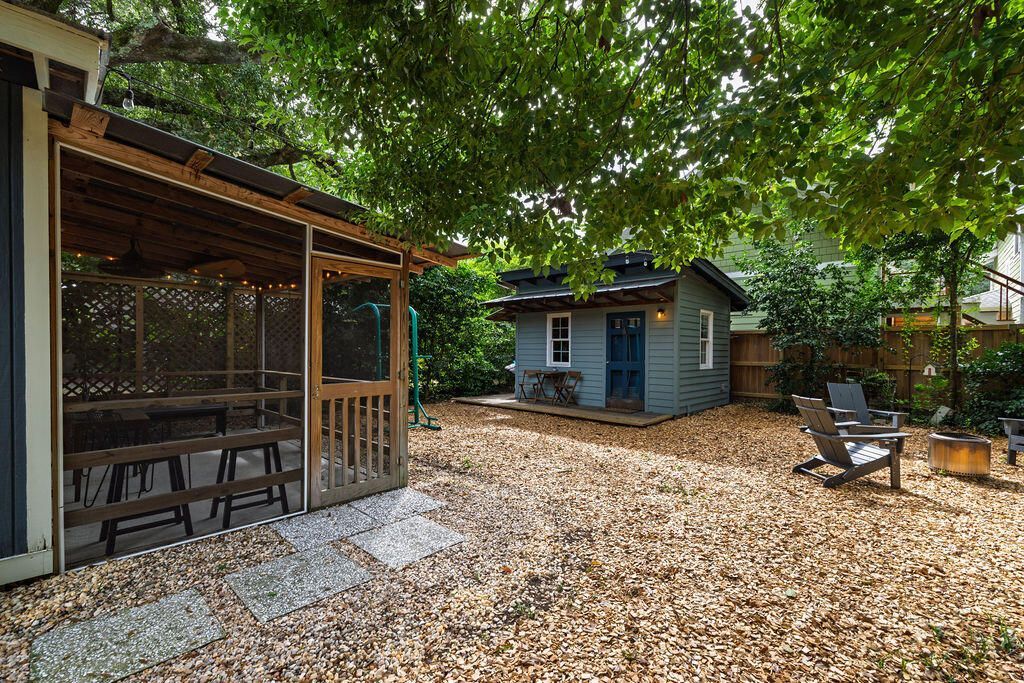 2055 Medway Road Photo 41