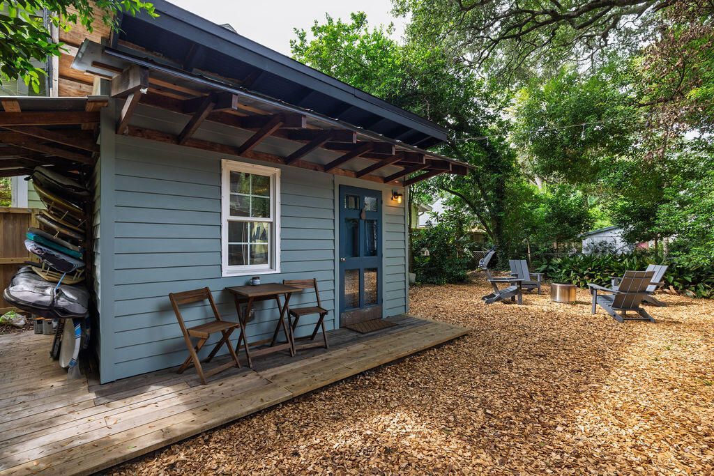 2055 Medway Road Photo 44