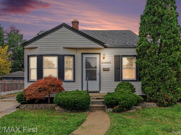 24890 Valley Avenue , Eastpointe, Mi 48021
