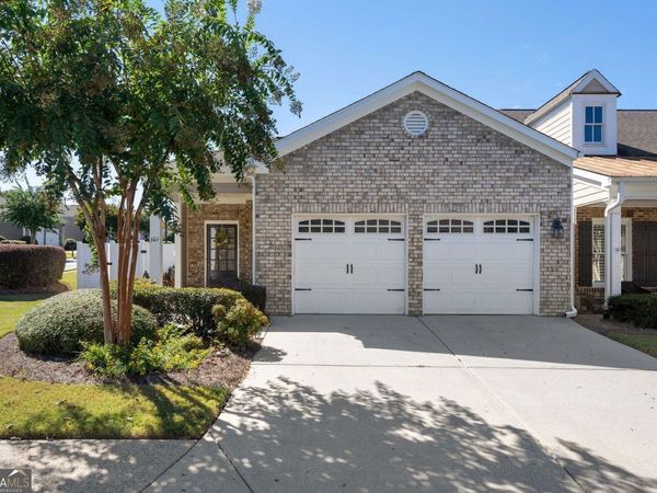 601 Abbey Drive, Woodstock, GA 30188