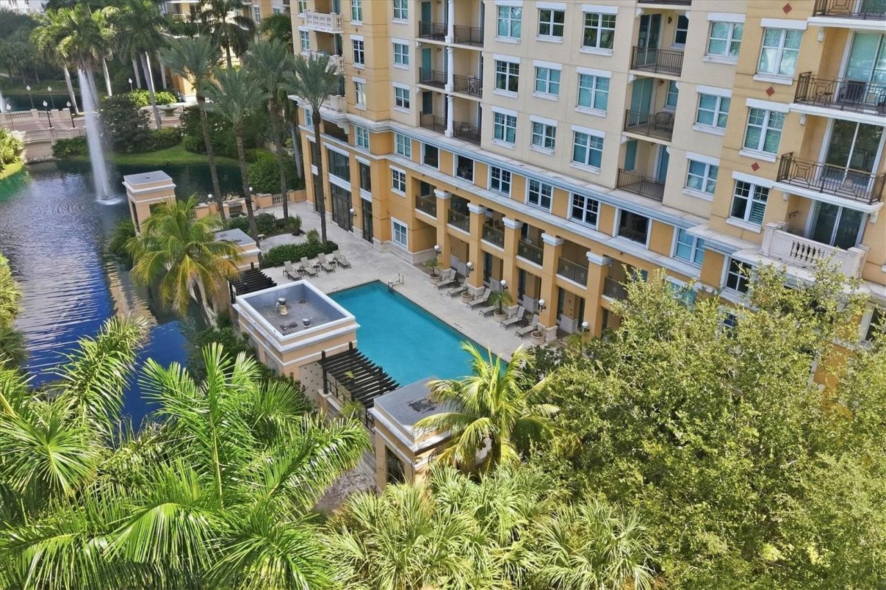 750 Tamiami Trail, Unit 1506, Sarasota, FL 34236 Photo
