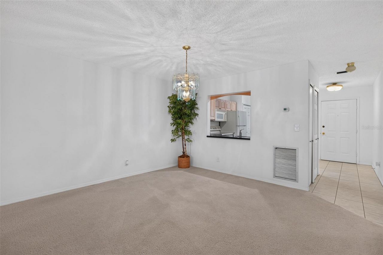 725 83rd Avenue N, Unit 205, Saint Petersburg, FL 33702 Photo