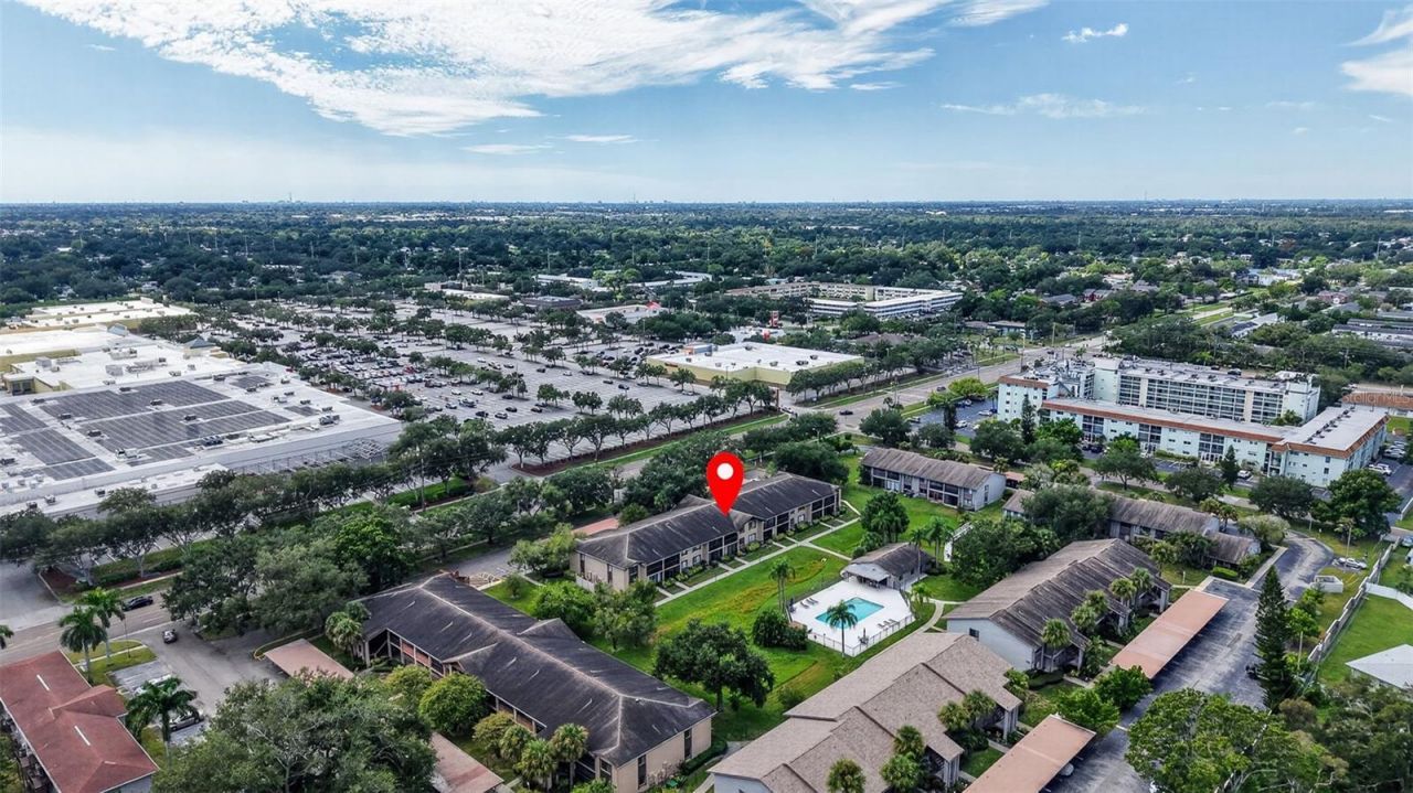 725 83rd Avenue N, Unit 205, Saint Petersburg, FL 33702 Photo