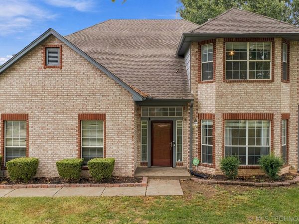 3808 W Detroit Street , Broken Arrow, OK 74012