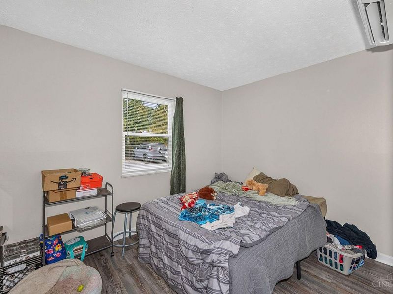 2390 W North Bend Road, Cincinnati, OH 45239 Photo 16