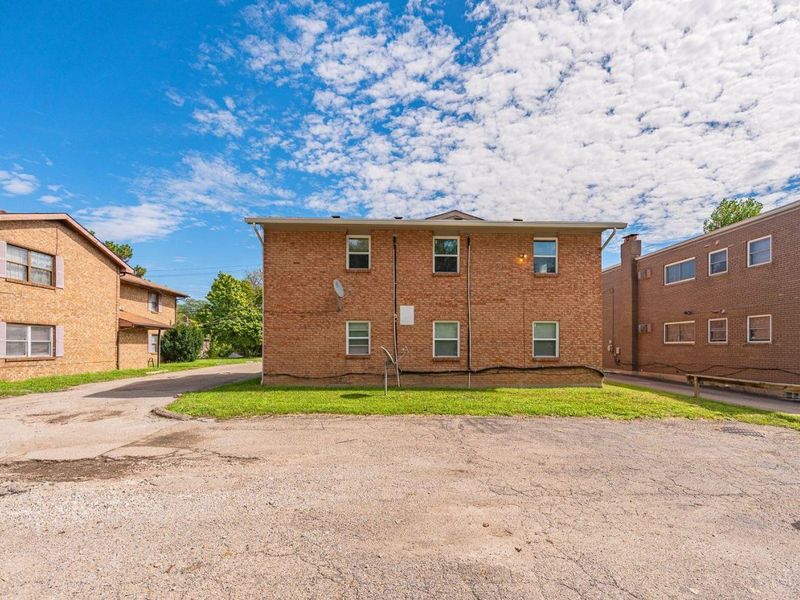 2390 W North Bend Road, Cincinnati, OH 45239 Photo 26