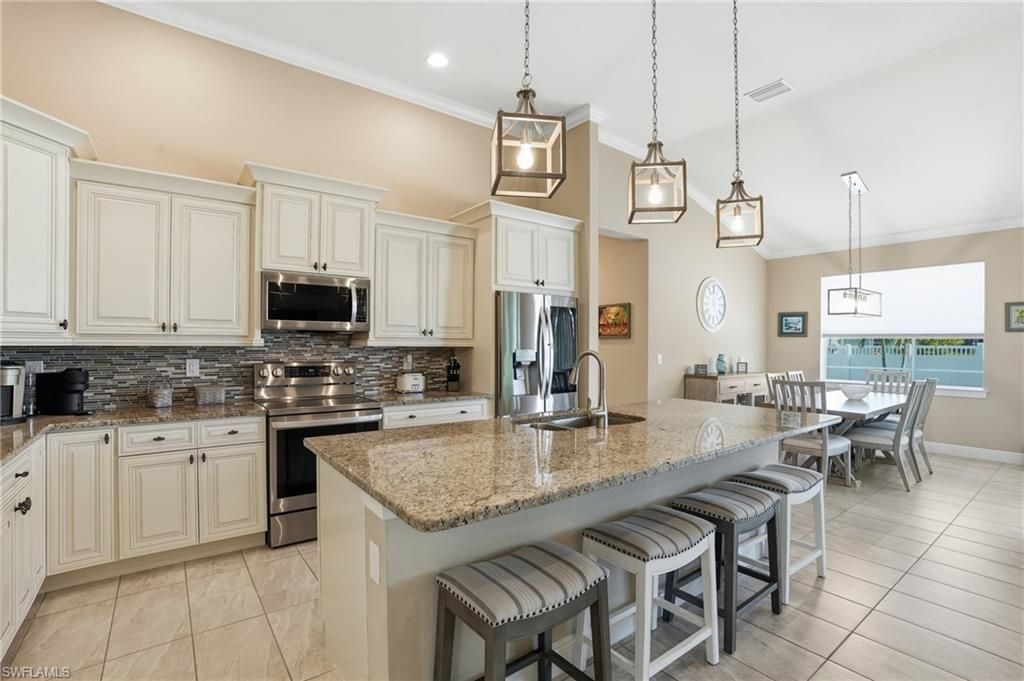 5309 SW 19th Pl , Cape Coral, FL 33914 Photo