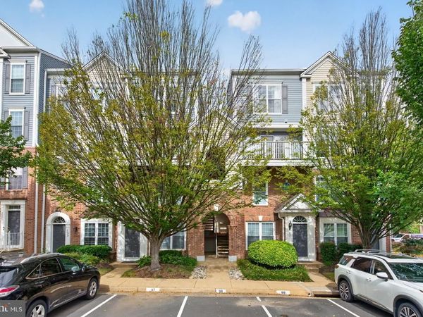 7024 FALLS REACH DRIVE , Unit 301, FALLS CHURCH, VA 22043