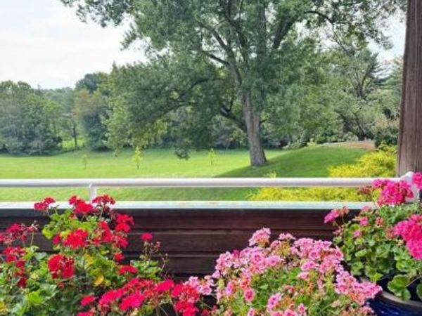 10616 RED BARN LANE, POTOMAC, MD 20854