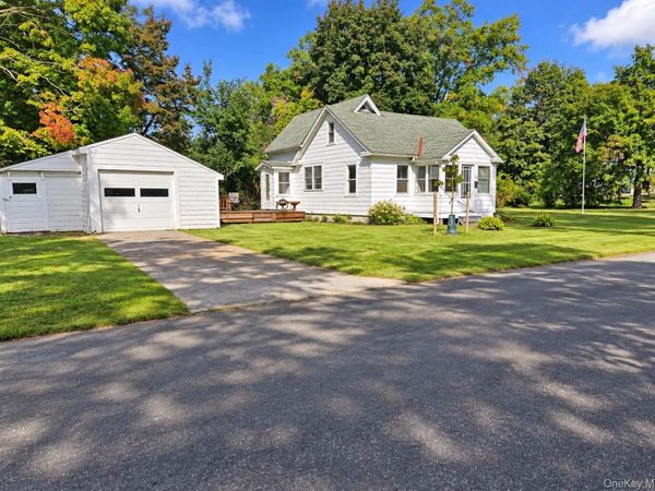 60 violet Place, Rhinebeck, NY 12572