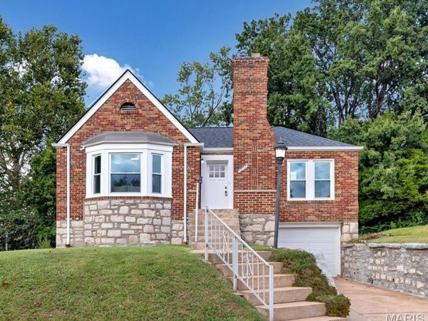 9256 CORAL Drive, Affton, MO 63123