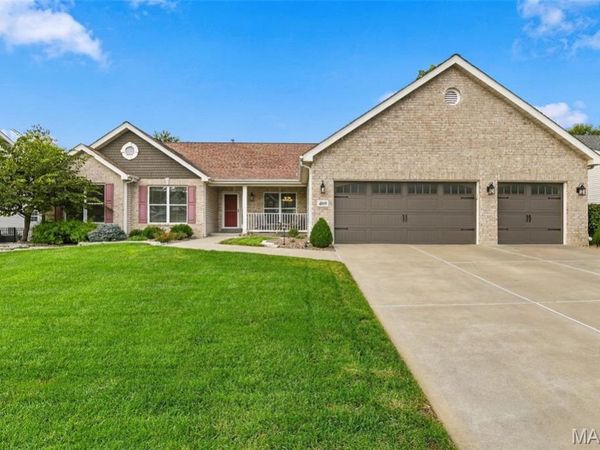 409 Mannington Drive, St Peters, MO 63376