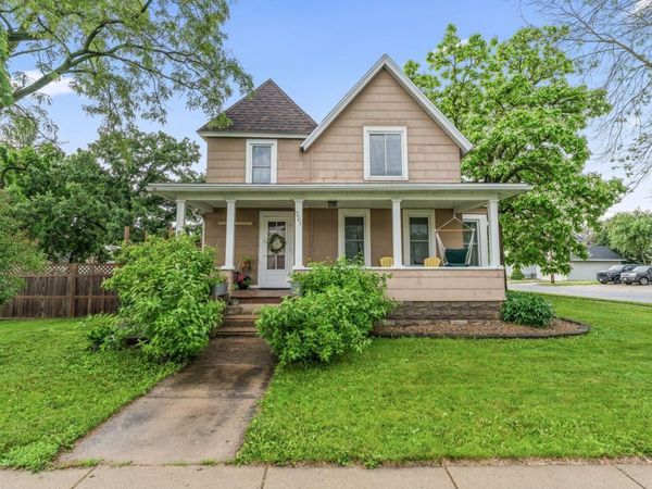 321 1st Avenue SE, Pine Island, MN 55963