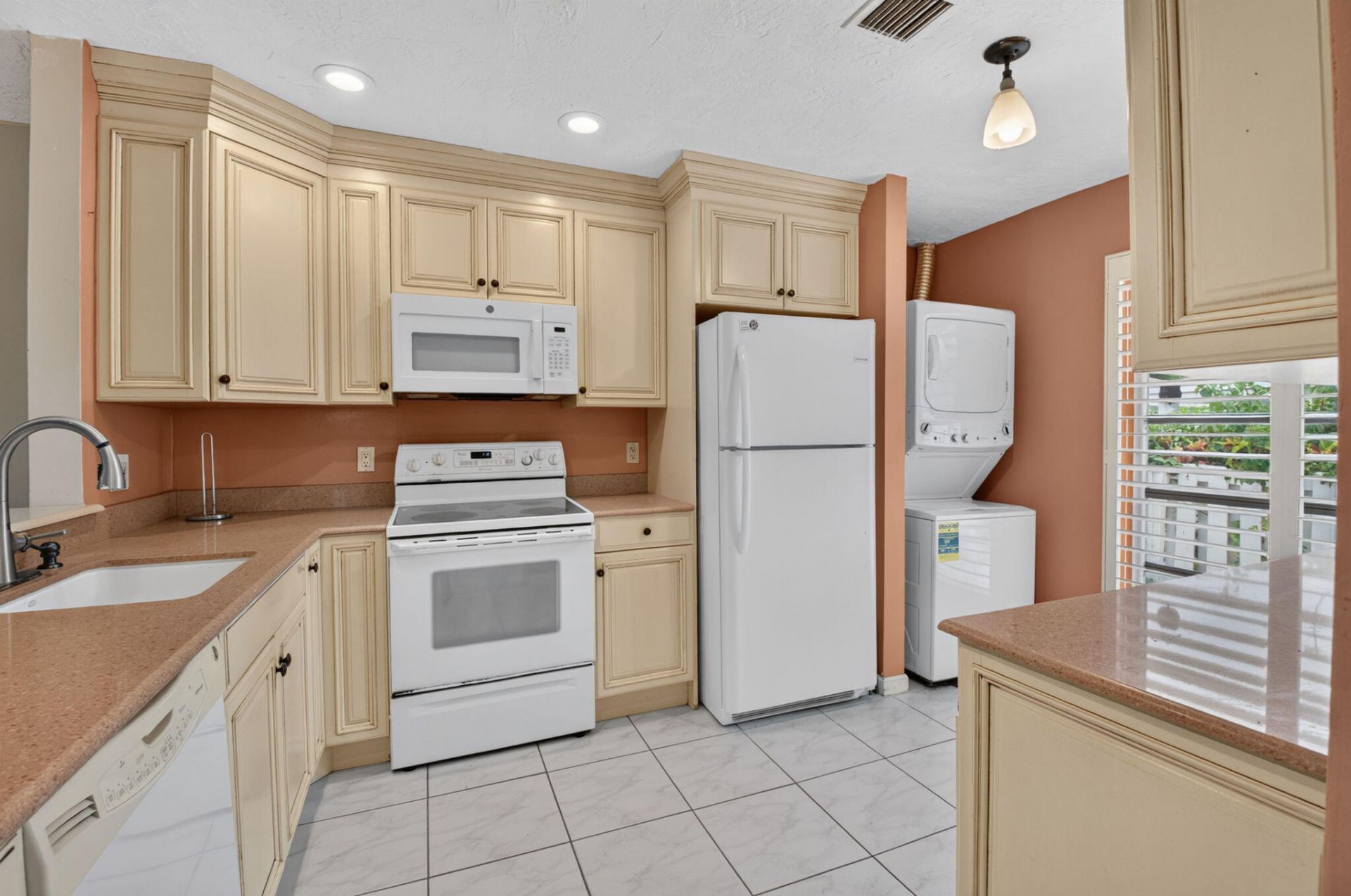 6789 Moonlit Drive, Delray Beach, FL 33446 Photo