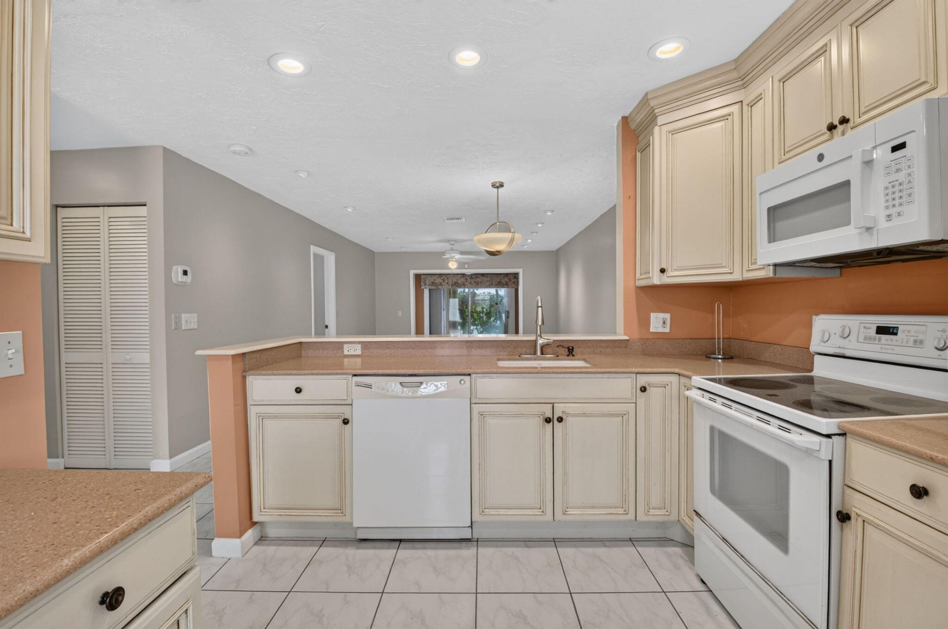 6789 Moonlit Drive, Delray Beach, FL 33446 Photo