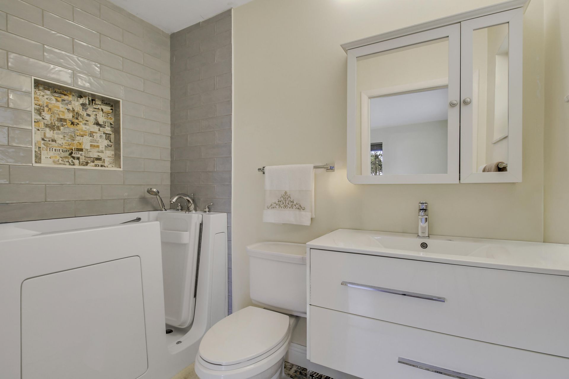 9471 SE Little Club Way S, Tequesta, FL 33469 Photo