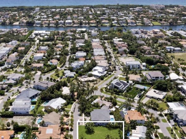 334 NE 4TH Street, Boca Raton, FL 33432