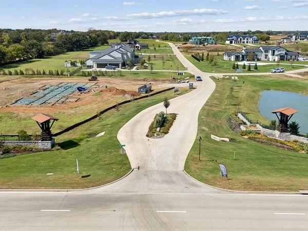 1318 Clydesdale Road , Bartonville, TX 76226