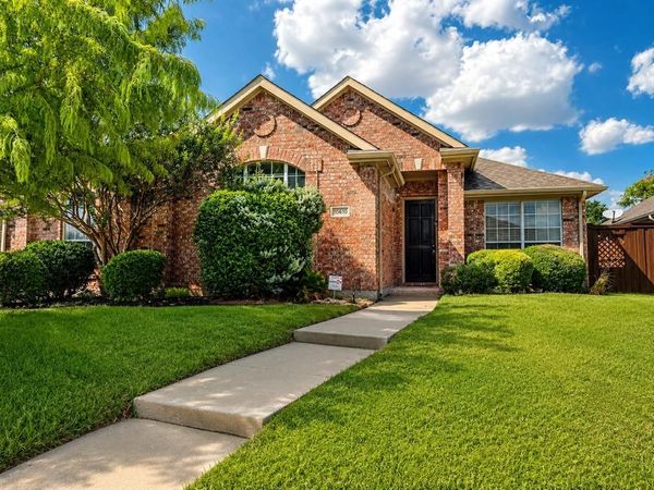 10610 Stone Falls Lane, Frisco, TX 75035