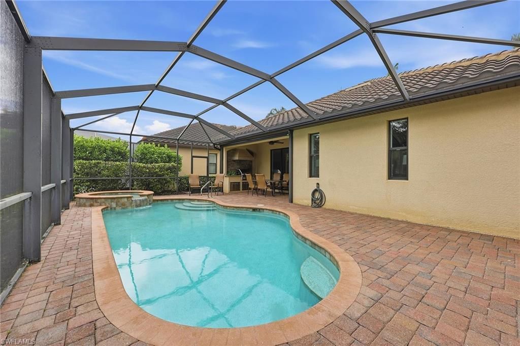 2946 Aviamar Cir , Naples, FL 34114 Photo