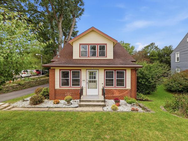5031 N Riverview Drive, Kalamazoo, MI 49004