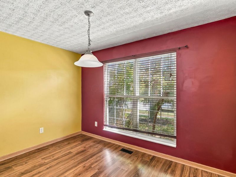 1143 Insco Loop, Blacklick, OH 43004 Photo 8