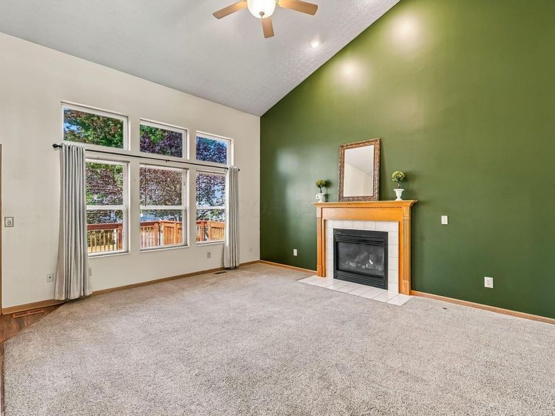 1143 Insco Loop, Blacklick, OH 43004 Photo 9